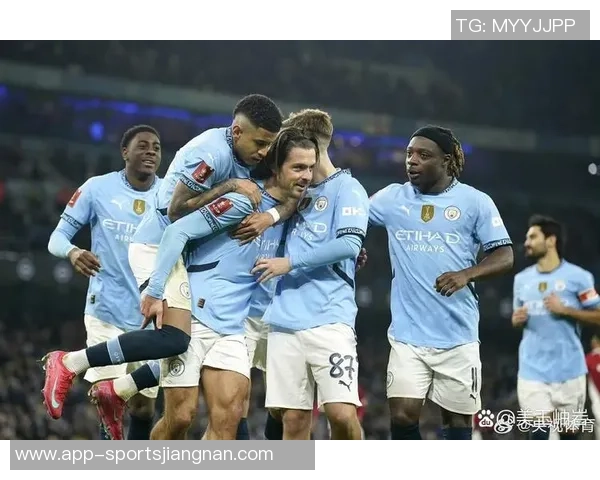 梅开二度的麦卡利斯特在社交媒体上庆祝球队主场大胜成功晋级欧冠16强